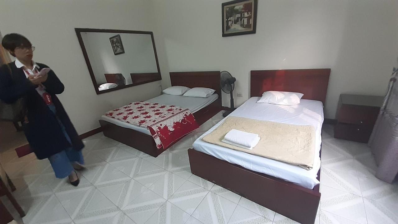 Oyo 681 Hoang Lan Guesthouse Hanoi Luaran gambar